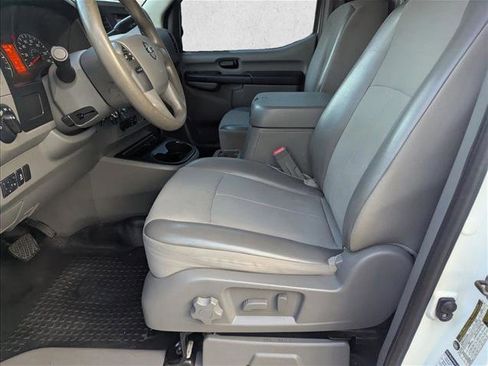Used 2017 Nissan NV 3500 SL image 14