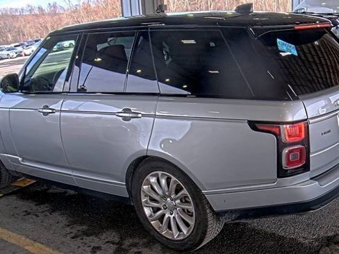 Used 2019 Land Rover Range Rover HSE image 4