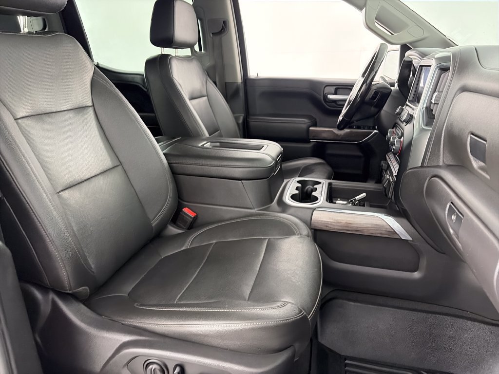 Used 2021 Chevrolet Silverado 1500 LTZ AWD/4WD image 31