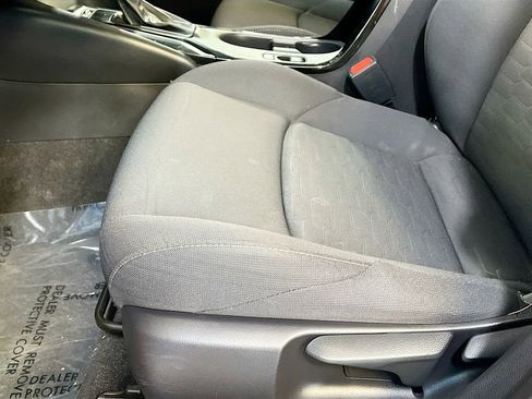 Used 2023 Toyota Corolla SE FWD image 18