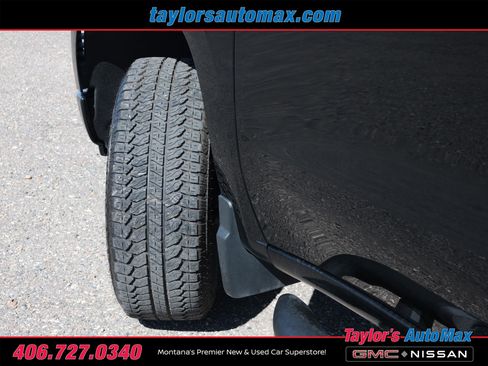 Used 2024 Chevrolet Silverado 1500 Custom Trail Boss w/ Turbomax Blackout Package AWD/4WD image 27
