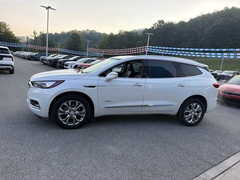 Used 2020 Buick Enclave Avenir w/ Avenir Technology Package AWD/4WD image 8