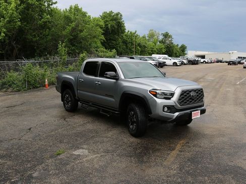 Used 2021 Toyota Tacoma TRD Off-Road w/ Technology Package image 7