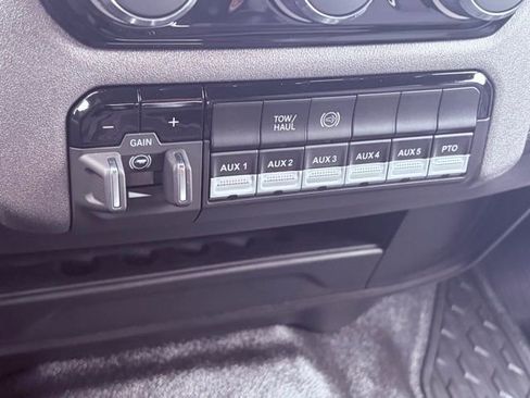 New 2025 RAM 5500 Tradesman image 20