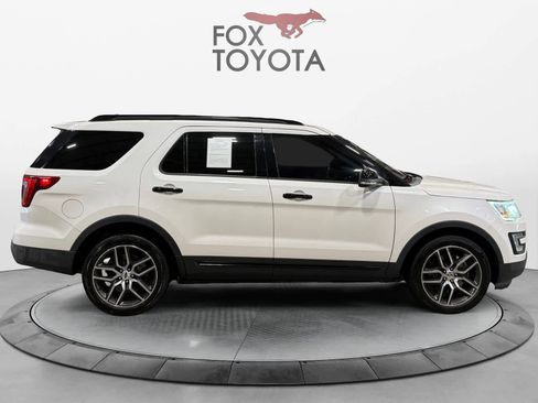 Used 2017 Ford Explorer Sport w/ Equipment Group 401A image 7
