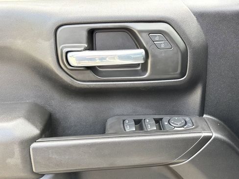 Used 2021 Chevrolet Silverado 1500 Custom image 16