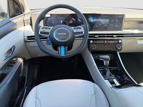 New 2026 Hyundai Tucson SEL image 17