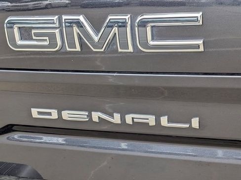 Used 2025 GMC Sierra 1500 Denali Ultimate image 8