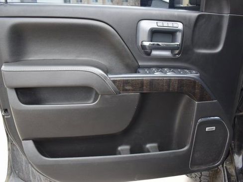 Used 2016 GMC Sierra 2500 Denali w/ Duramax Plus Package image 13