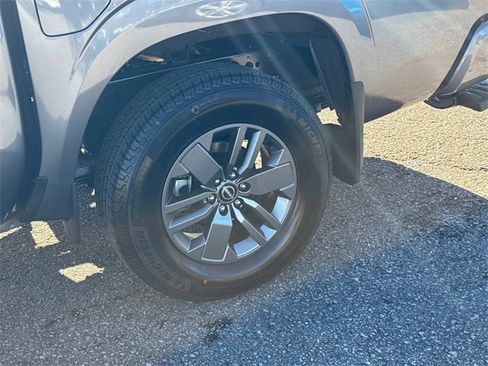 New 2026 Nissan Frontier SV w/ Tow Package image 11