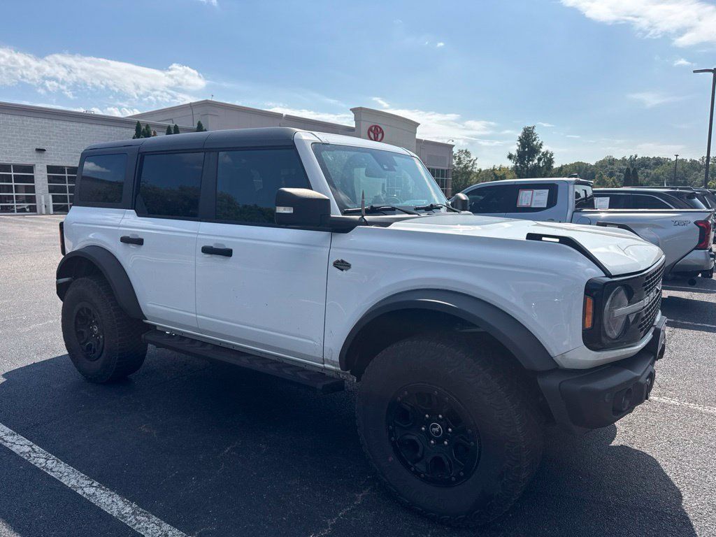 Used 2023 Ford Bronco Wildtrak AWD/4WD image 1