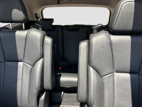 Used 2021 Subaru Ascent Limited w/ Technology Package AWD/4WD image 16