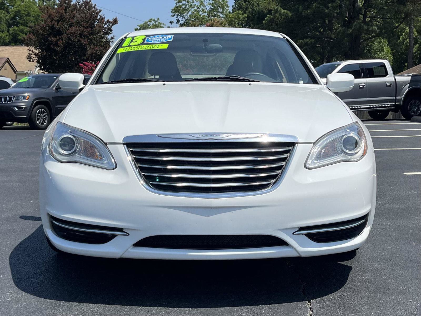 Used 2013 Chrysler 200 LX FWD image 17