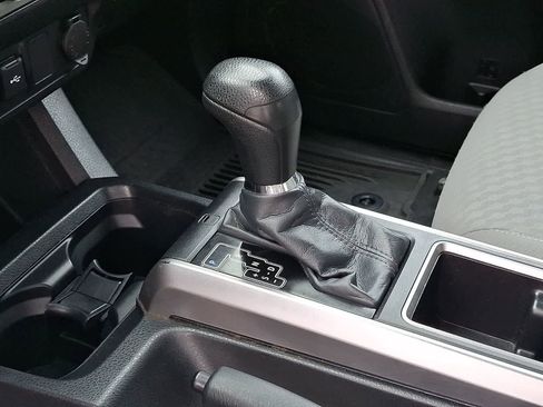 Certified 2023 Toyota Tacoma SR5 w/ SX Package AWD/4WD image 18