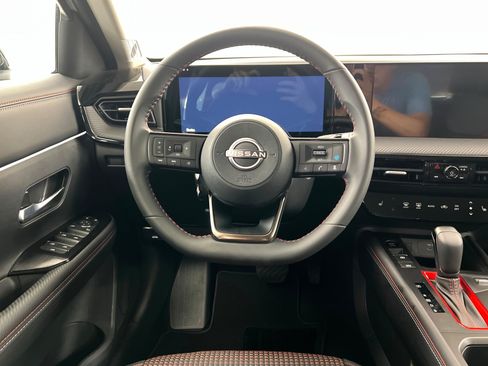 New 2026 Nissan Kicks SR w/ Cold Weather Package FWD image 12