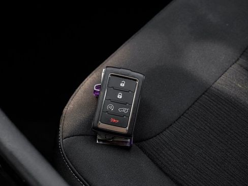 Used 2022 Jeep Grand Cherokee Laredo w/ Luxury Tech Group I image 69