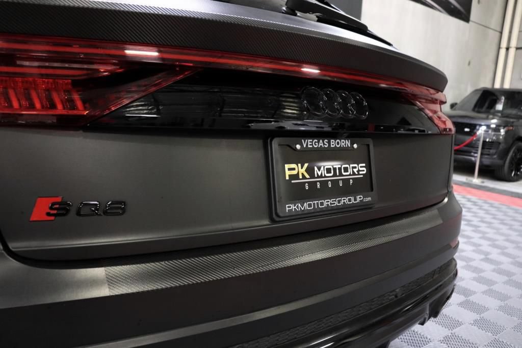 Used 2023 Audi SQ8 Prestige AWD/4WD image 6