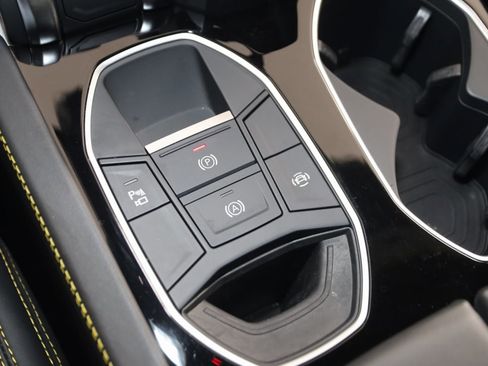 Used 2021 Lamborghini Urus image 50