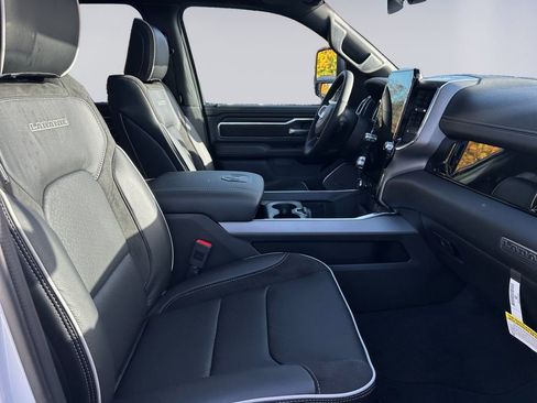 New 2026 RAM 1500 Laramie w/ Night Edition AWD/4WD image 17