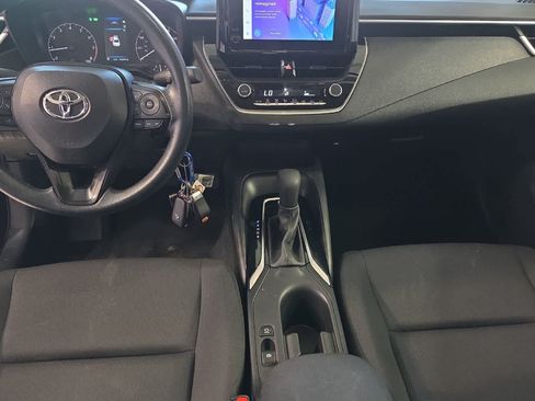 Used 2024 Toyota Corolla LE FWD image 4