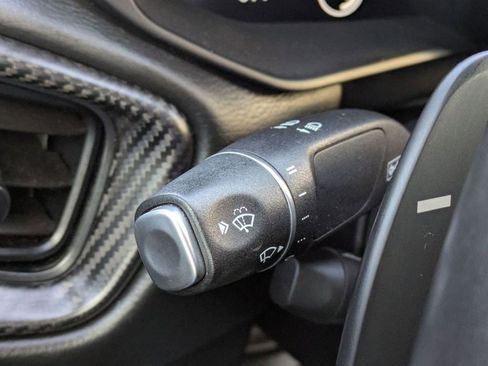 Used 2019 Aston Martin V8 Vantage Coupe RWD image 21