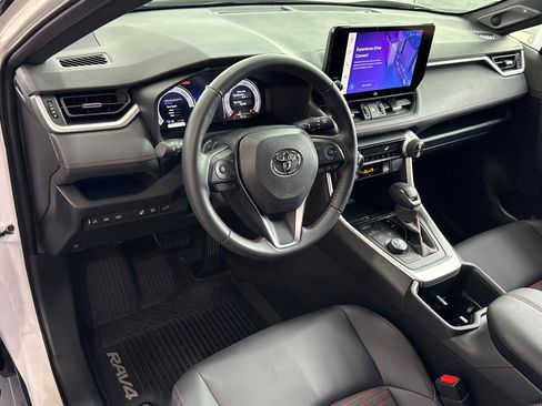 Certified 2025 Toyota RAV4 XSE image 24