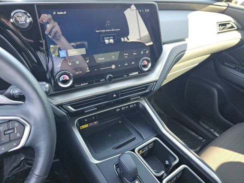 Used 2026 Lexus TX 350 AWD w/ Technology Package image 32