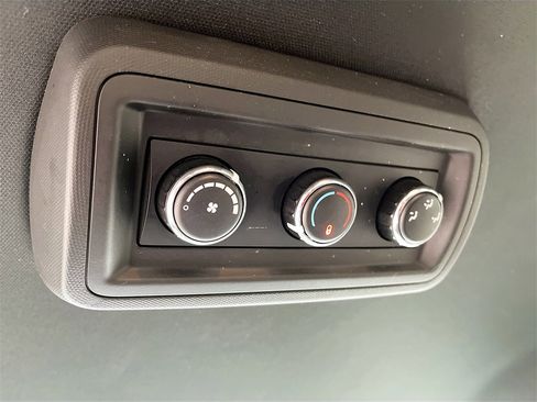 Used 2019 Dodge Grand Caravan SXT image 23