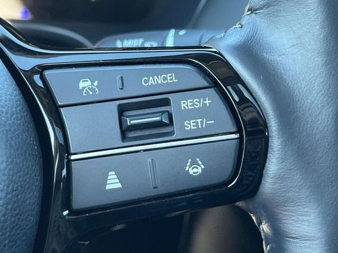 Used 2023 Honda HR-V EX-L image 21