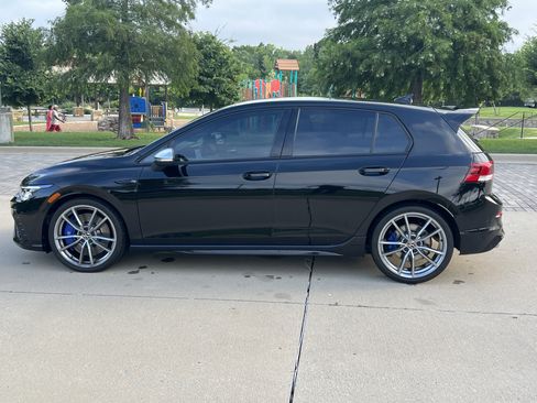Used 2024 Volkswagen Golf R AWD/4WD image 6