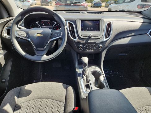 Used 2024 Chevrolet Equinox LT image 10