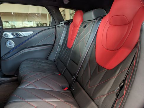 Used 2025 BMW XM Label Red image 32