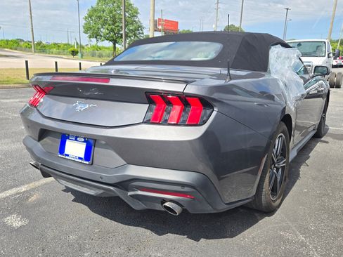Used 2024 Ford Mustang Premium RWD image 4