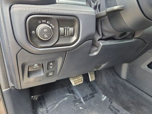 Used 2022 RAM 1500 Limited AWD/4WD image 24