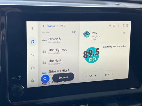 Certified 2025 Toyota Corolla Cross LE image 15