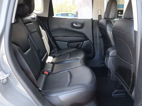 Used 2019 Jeep Compass Limited AWD/4WD image 39
