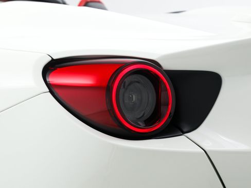 Certified 2022 Ferrari Portofino M RWD image 18