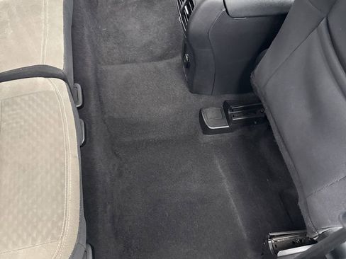 Used 2020 Ford Escape SE image 29