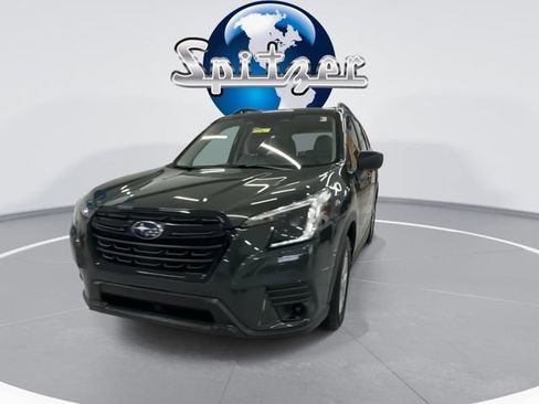 Used 2023 Subaru Forester image 3