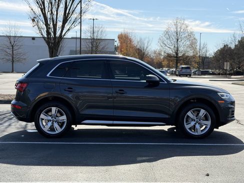 Used 2019 Audi Q5 2.0T Premium Plus w/ Premium Plus Package image 9