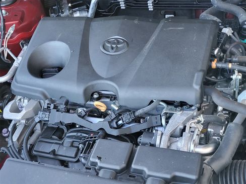 Used 2020 Toyota RAV4 XLE Premium image 29