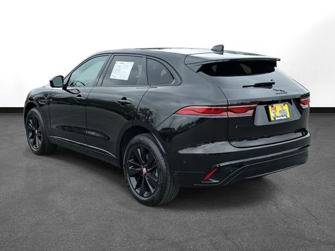 Used 2021 Jaguar F-PACE S image 7