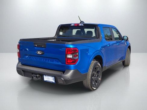 New 2025 Ford Maverick Lariat w/ Black Appearance Package image 4