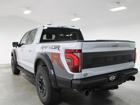 Used 2025 Ford F150 Raptor w/ Equipment Group 803A Raptor R AWD/4WD image 7