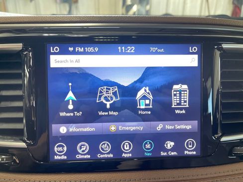 Used 2019 Chrysler Pacifica Limited w/ Advanced Safetytec Group FWD image 20