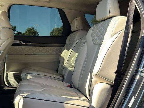 Used 2020 Hyundai Palisade Limited image 21