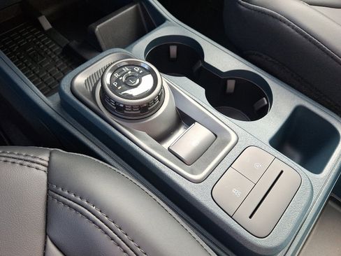 New 2025 Ford Maverick Lariat w/ Black Appearance Package image 15