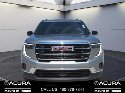 Used 2026 GMC Acadia Elevation FWD image 3