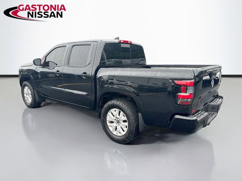Used 2023 Nissan Frontier SV w/ SV Convenience Package AWD/4WD image 6