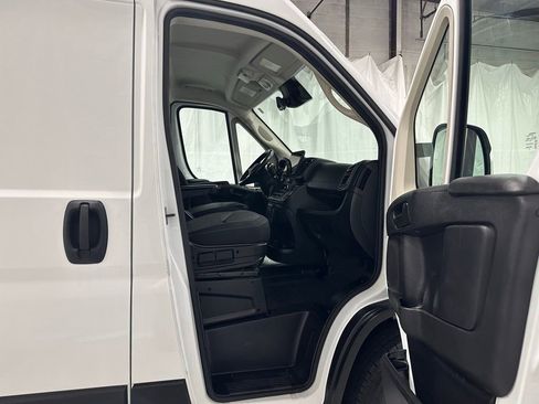 Used 2022 RAM ProMaster 3500 w/ Premium Convenience Group (B) FWD image 46